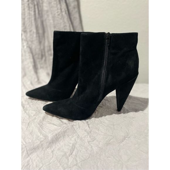 BCBG SUEDE BLACK HEELS ANKLE BOOTS - Picture 1 of 10